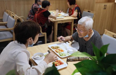 全国老龄办：2022—2025年在全国组织开展老年营养改善行动