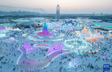 哈尔滨国际冰雪节 Harbin International Ice and Snow Festival